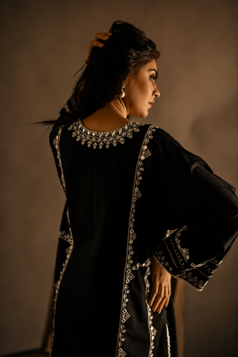 KIRAN Black