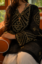 NIGAR BOLD